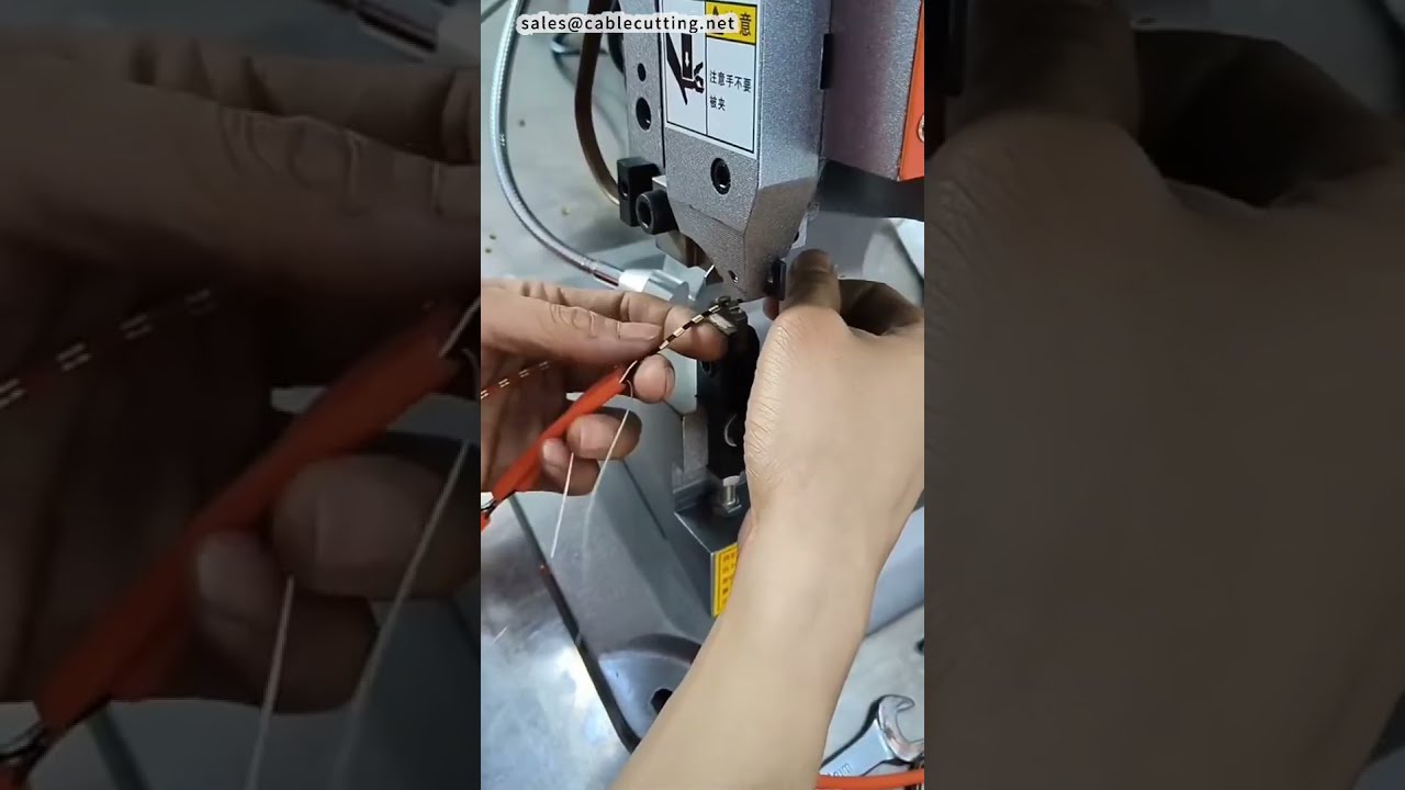 全自動3合1數據線加工機：中段剝皮、銅線壓接、導通測試一次搞定 #工廠 #CNC