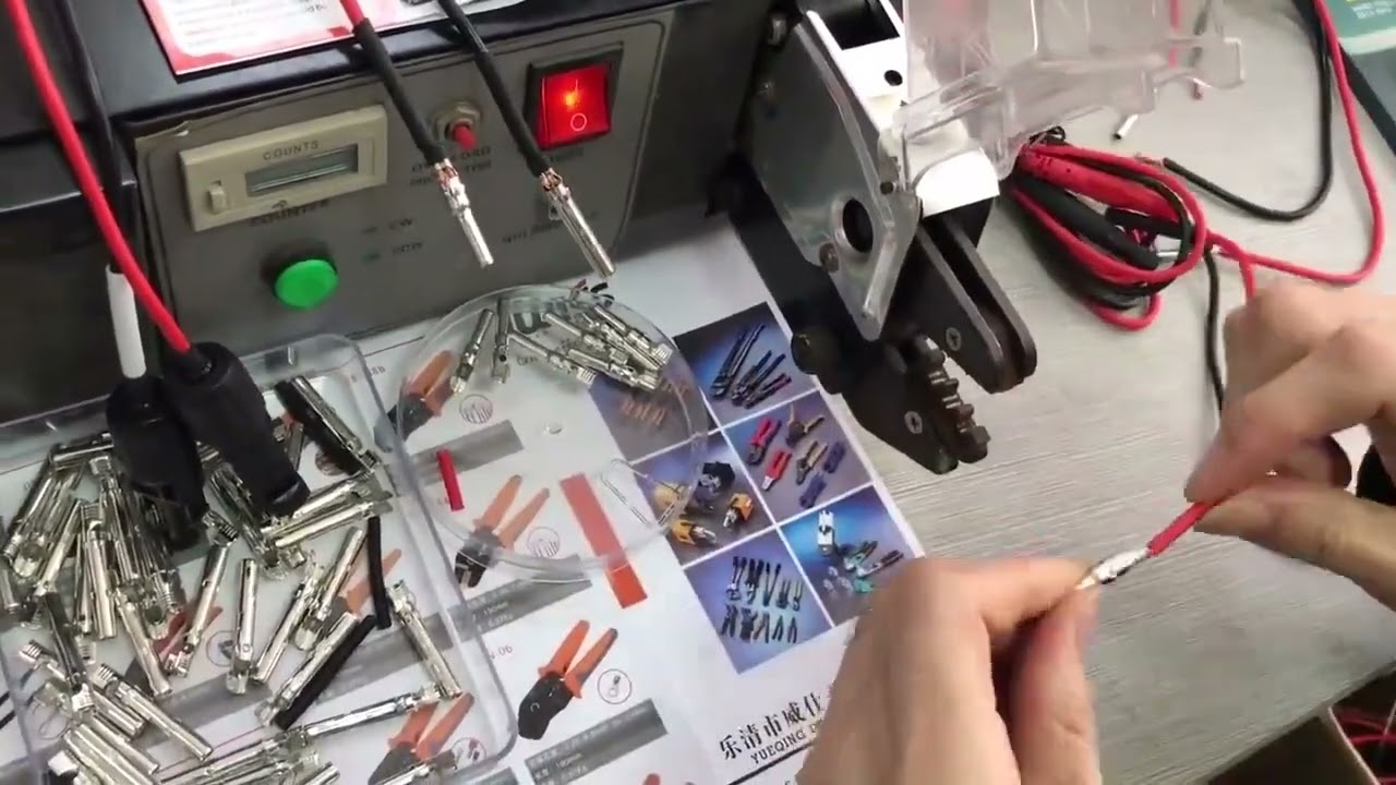 全新EM6B2 PRO電動端子壓接機｜剝線裁切一體，高效壓接工具