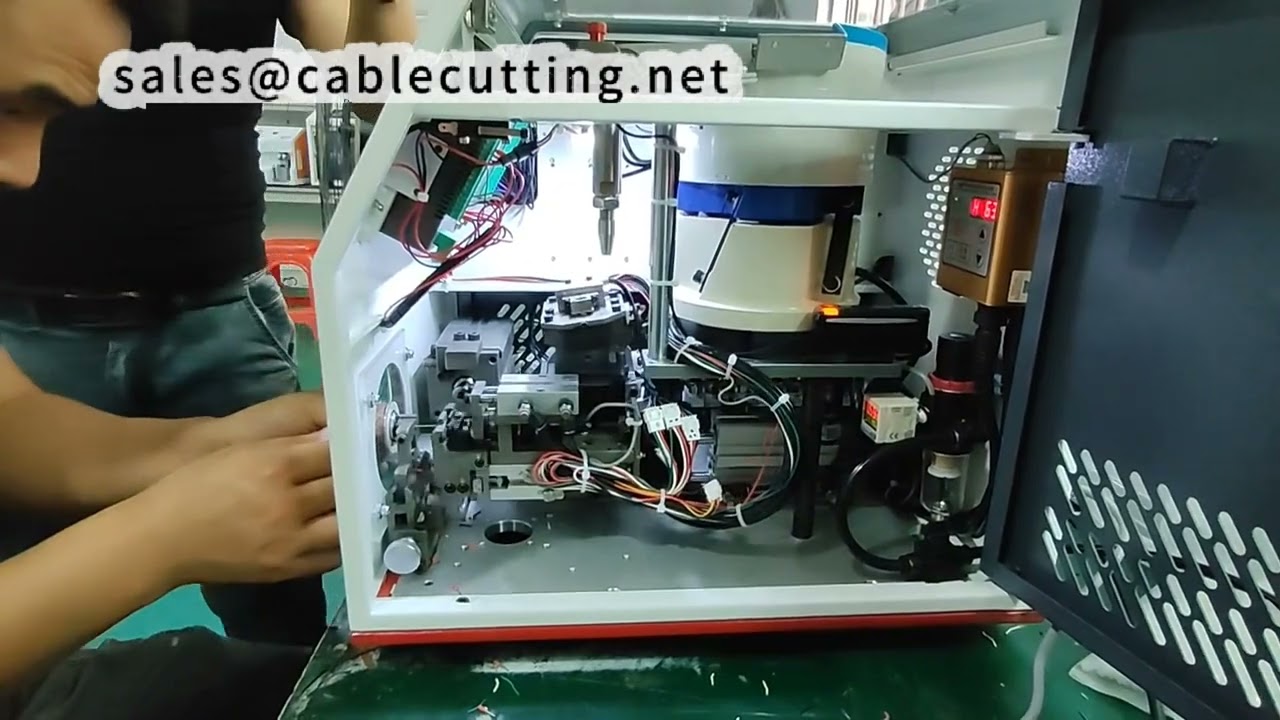 0.3mm² 預絕緣管型端子壓接機 設定完成！高效線束加工