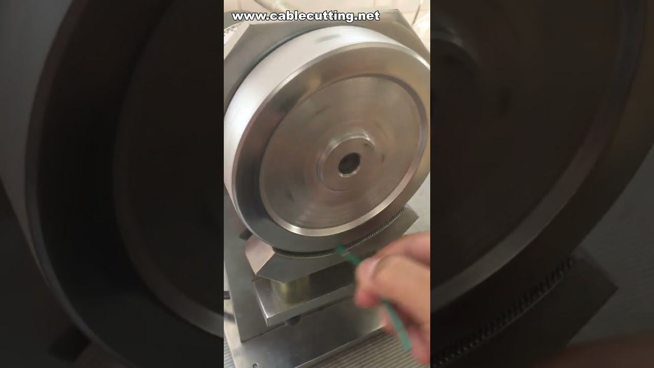 Half Stripping Wire Twisting Machine for Factory Automation
